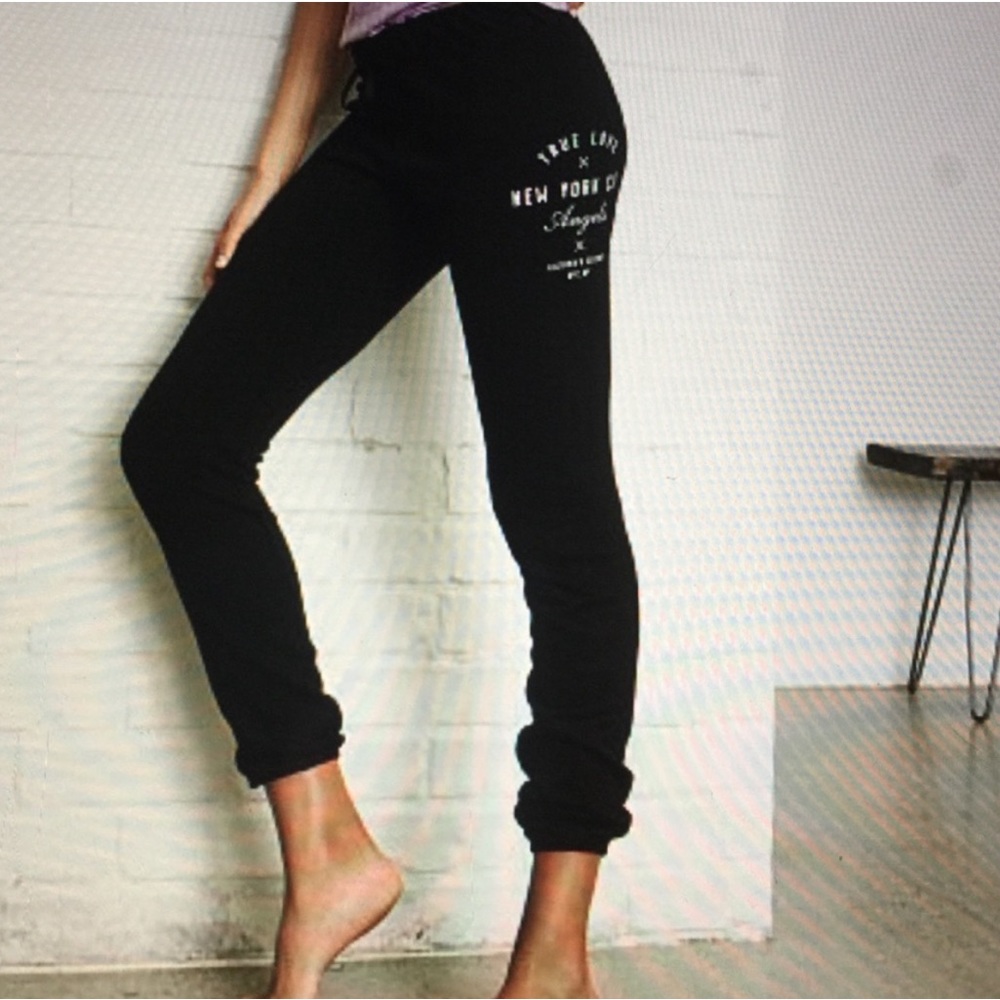 Victoria’s Secret Love NYC gym pant joggers